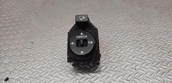 KIA Sportage Wing mirror switch