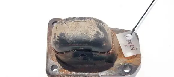 Skoda Octavia Mk2 (1Z) Bracket in trunk/boot 1k0505130j 1k0.501.46
