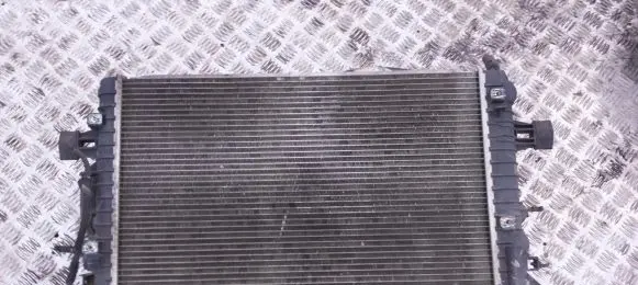 Opel Astra H Coolant radiator
