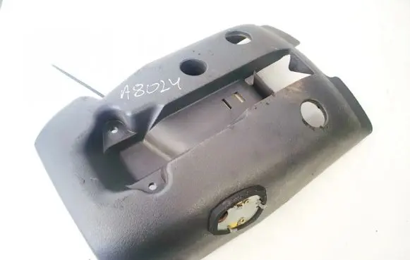 Volvo S40, V40 Steering wheel column trim