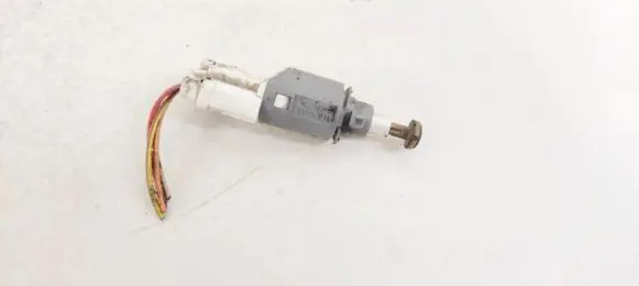 Renault Megane II Brake pedal sensor switch 8200168238B