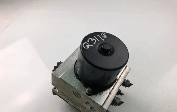 Peugeot 407 ABS Pump 15710605