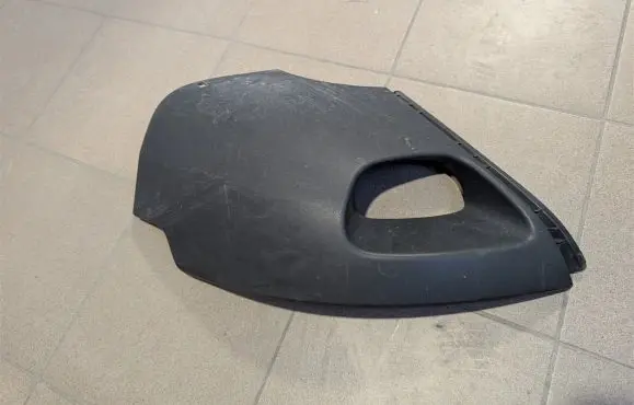 Volvo XC90 Front bumper corner part panel trim 30678950
