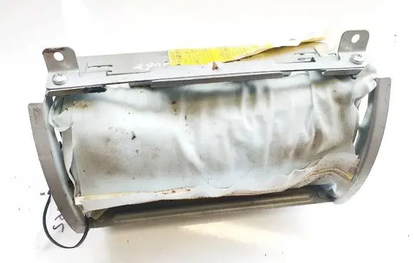 Mitsubishi Carisma Passenger airbag 570605100f