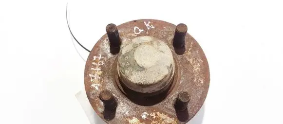 Nissan Almera Rear wheel hub