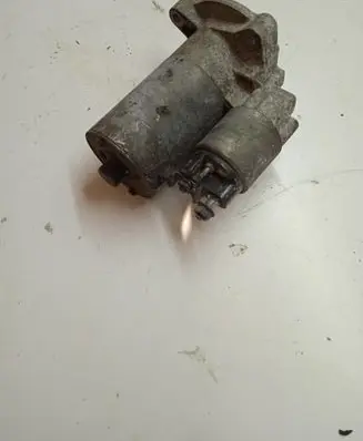 Peugeot 207 Starter motor 1005821815