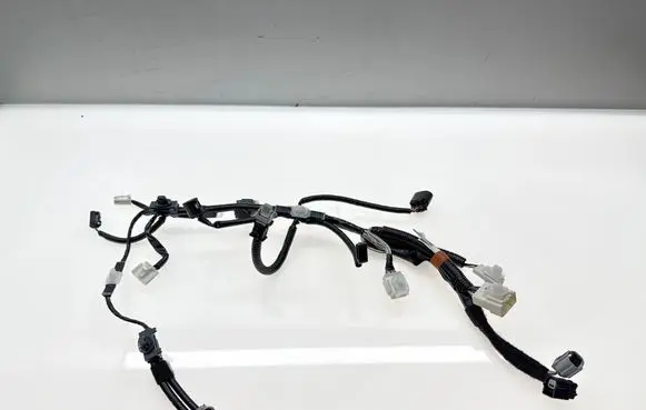 Toyota Yaris Cross Tailgate/trunk wiring harness 821850DF50B