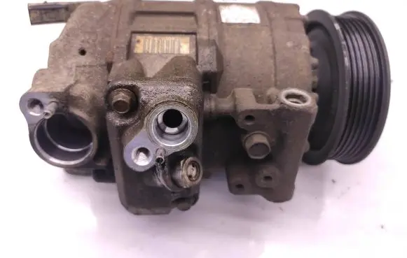 Volkswagen Crafter Air conditioning (A/C) compressor (pump) 2E0820803 2E0820803B