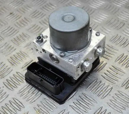 Skoda Rapid (NH) ABS Pump 18385307A 6R0614517BD