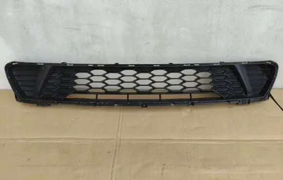 KIA Ceed Front bumper lower grill