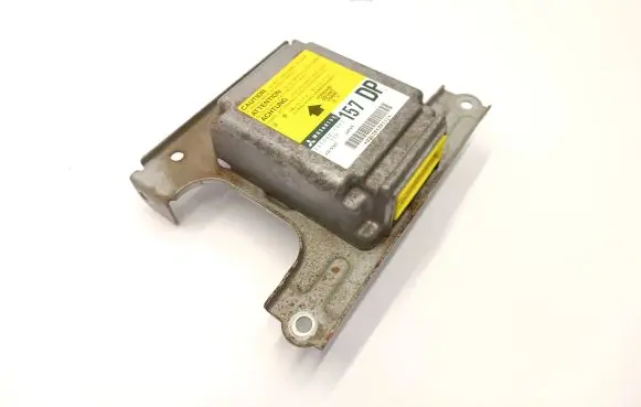 Mitsubishi Pajero Airbag control unit/module MR268157 1523001051 152300-1051