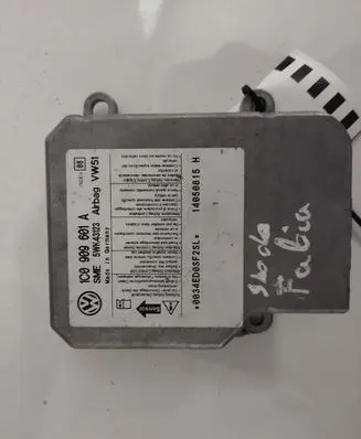 Skoda Fabia Mk1 (6Y) Airbag control unit/module 1C0909601A