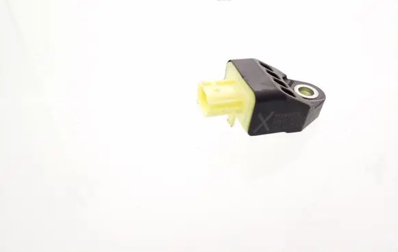Toyota RAV 4 (XA30) Airbag deployment crash/impact sensor 8983133030 7206E0EAN