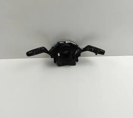 Nissan Qashqai J12 Indicator stalk 255546UA0B