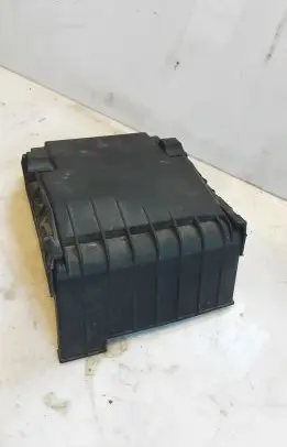 Audi A3 S3 A3 Sportback 8P Fuse box cover 1K0937132F 017180061