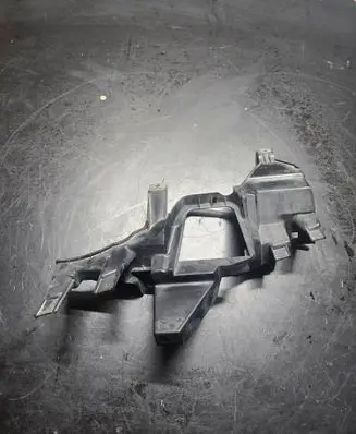 BMW 7 E65 E66 Headlight/headlamp mounting bracket 51697