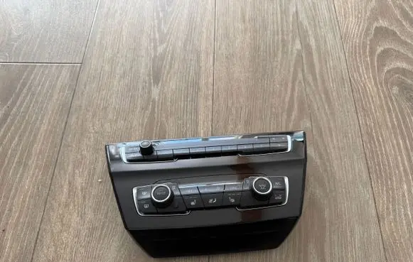 BMW X1 F48 F49 Other devices 9461405 9371457