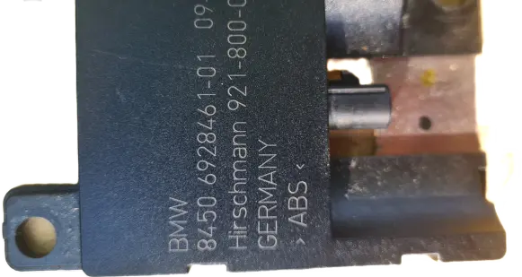 Antenna control unit
