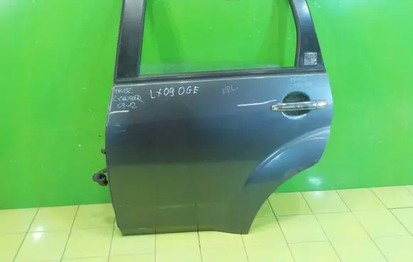 Citroen C-Crosser Rear door TP132