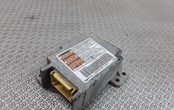 Opel Frontera B Airbag control unit/module 8093526892