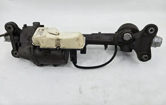 Volkswagen Tiguan Steering rack 5N1423050T 5N1909144M