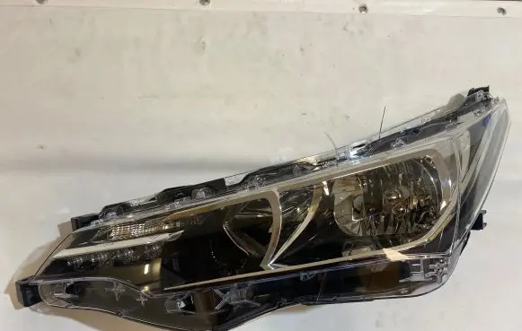 Toyota Corolla E160 E170 Headlight/headlamp 81130-02L60 171026460 2016001