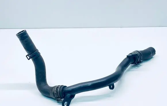 Volkswagen Touareg II Engine coolant pipe/hose 06E121058F 06E121044G 06E121058E