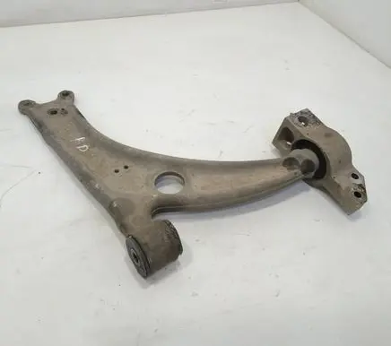 Volkswagen PASSAT B6 Front control arm