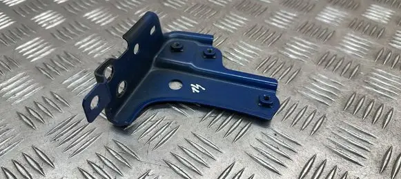 Lexus UX Fender mounting bracket