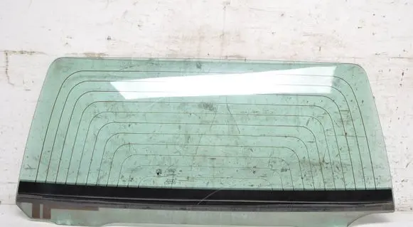Land Rover Freelander Rear windscreen/windshield window 