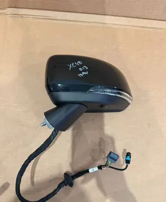 Volvo XC40 Front door electric wing mirror