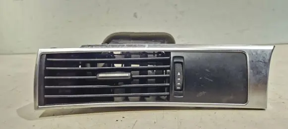 Audi A6 S6 C6 4F Dashboard side air vent grill/cover trim 4f1820901