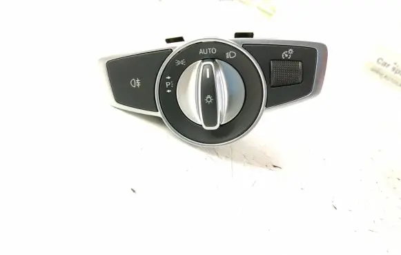 Mercedes-Benz C W205 Light switch 2059051810 A2059051810