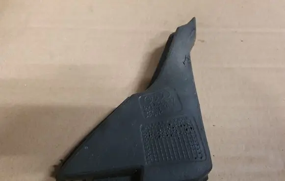 Audi A3 S3 8V Fender foam support/seal 8V5864237