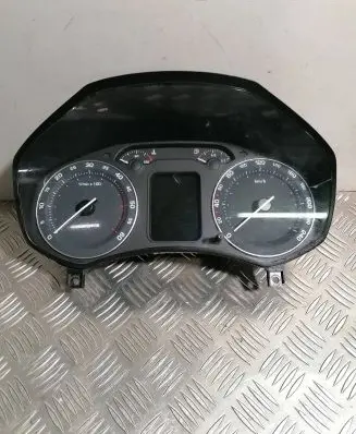 Skoda Octavia Mk2 (1Z) Speedometer (instrument cluster) 1Z0920842D V1612036 SKZ7Z0G4120579