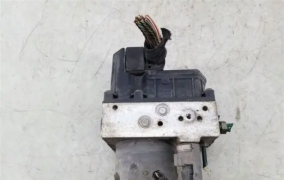 Peugeot 307 ABS Pump 9648435380