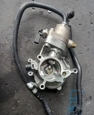 Audi A4 S4 B9 Vacuum pump 06L145100F