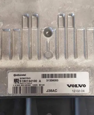 Volvo V50 Engine control unit/module 31336000 S180134100A