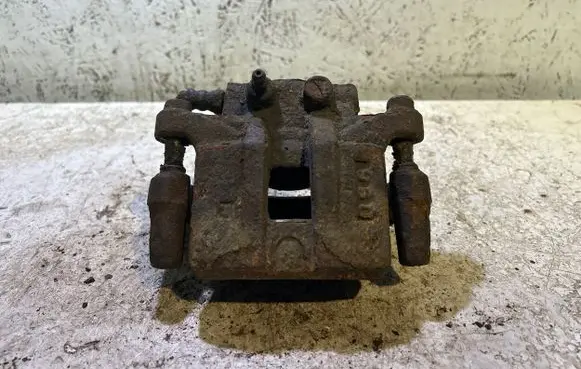 Mitsubishi Outlander Rear brake caliper