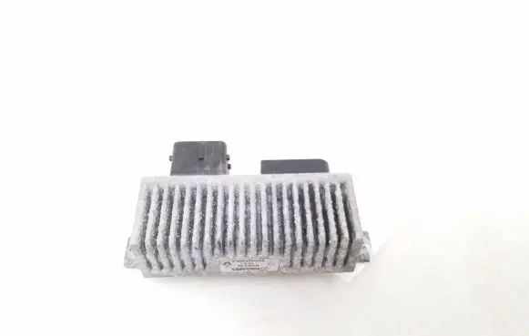 Nissan Qashqai Glow plug pre-heat relay 8200558438A