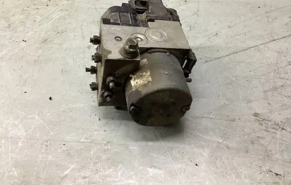 Subaru Legacy ABS Pump 27531AC030 11000040370 F40HU402