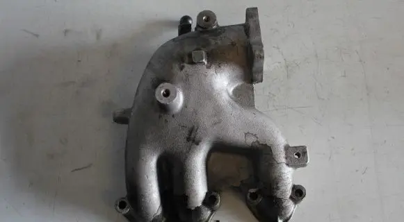 Volkswagen Fox Intake manifold 045129713F