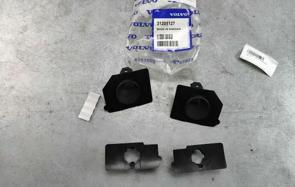 Volvo XC60 Rear parking sensor holder (PDC) 31201127