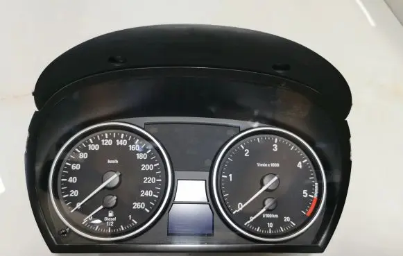BMW X1 E84 Speedometer (instrument cluster) 9283840 14369510 700146205