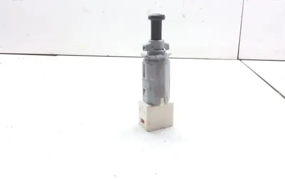 Smart ForFour I Brake pedal sensor switch MR977584
