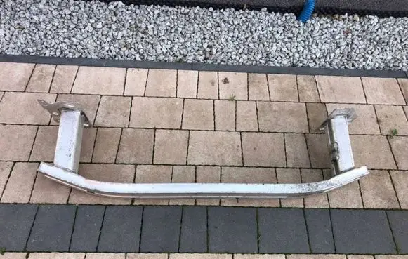Renault Clio V Front bumper support beam 