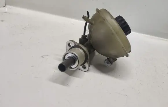 Audi A6 S6 C4 4A Master brake cylinder