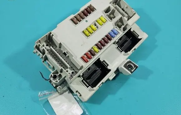 Alfa Romeo Giulietta Central body control module 50521890 IMPRK1531220