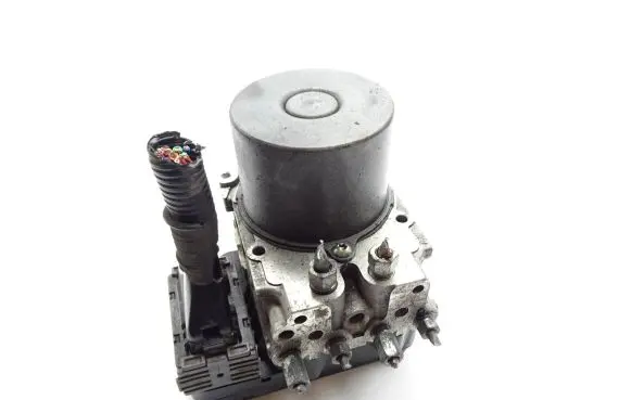 Mazda 6 ABS Pump GHR1437A0 1338005670 K0089