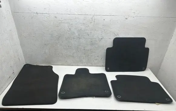 Audi Q7 4L Car floor mat set 